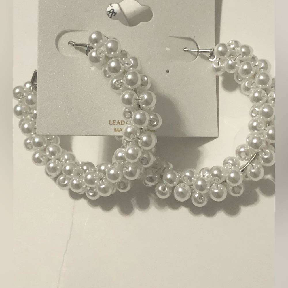 Natasha faux white oversized pearl silver plated‎ hoop earrings new - Picture 10 of 15